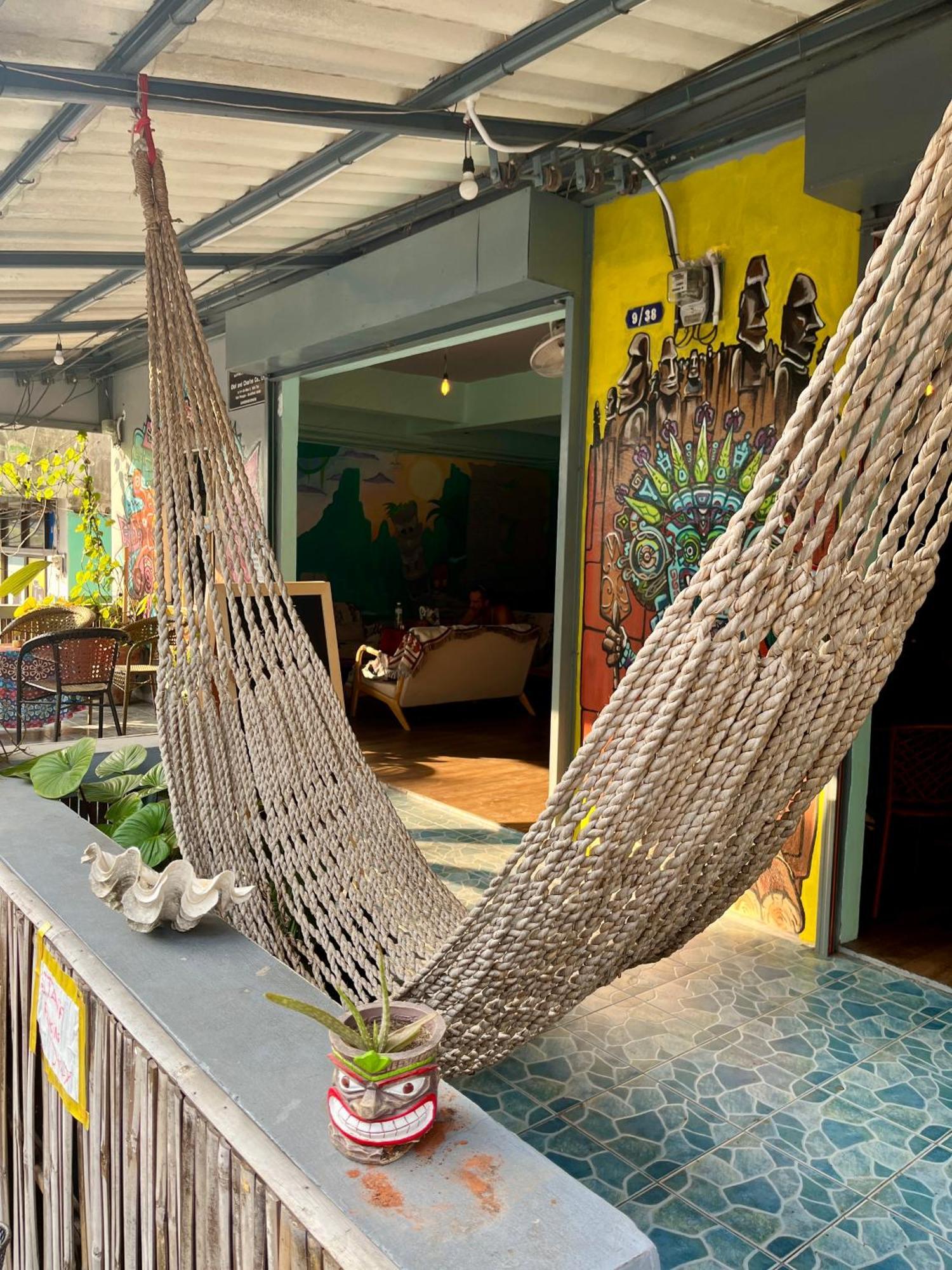 Tiki Tribe Bar & Hostel Ko Tao Ngoại thất bức ảnh