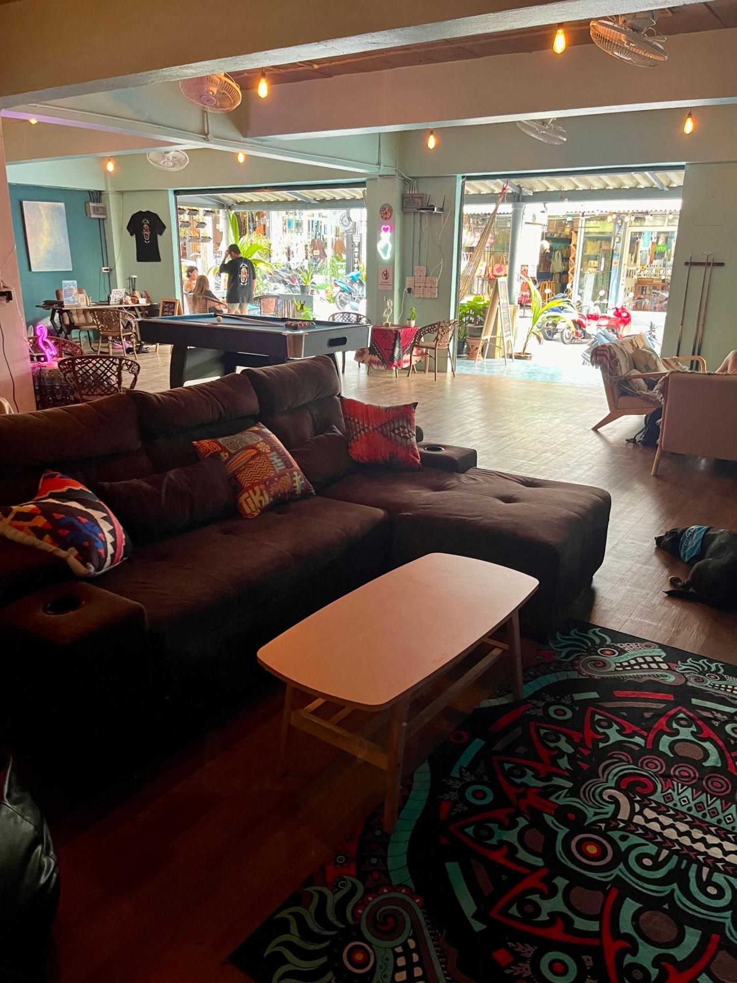 Tiki Tribe Bar & Hostel Ko Tao Ngoại thất bức ảnh